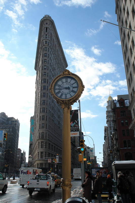 Часы на улице Нью-Йорка ( A street clock in New York city)